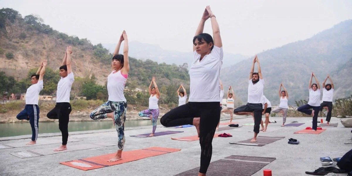 imgi_11_resize-15998940411411053820resize1599459772948165263yogateachertrainingcourseinrishikesh-1